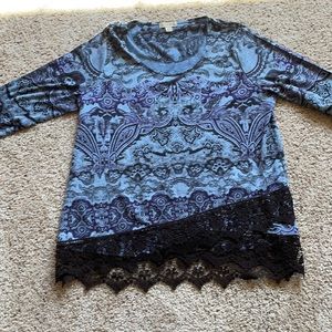 Ladies XL long sleeve scoop neck